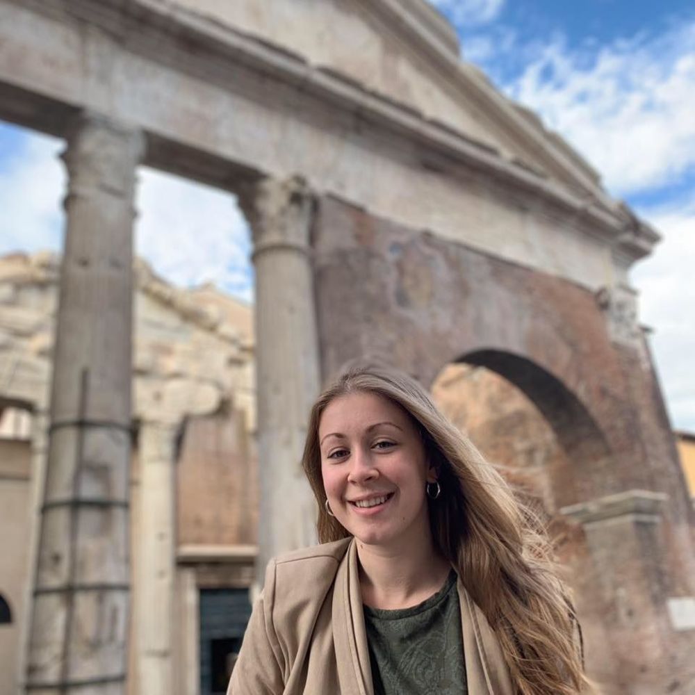 Meet your Posher, Caryn